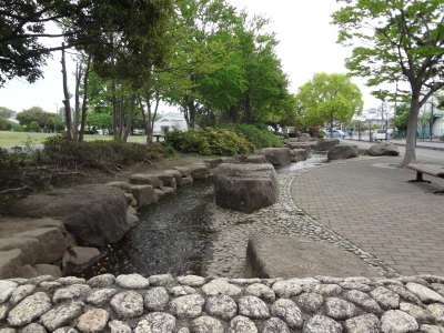 さむかわ中央公園 じゃぶじゃぶ池