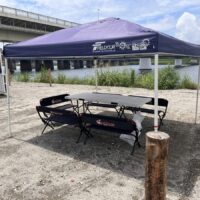 川の真横で楽しいBBQできちゃいます