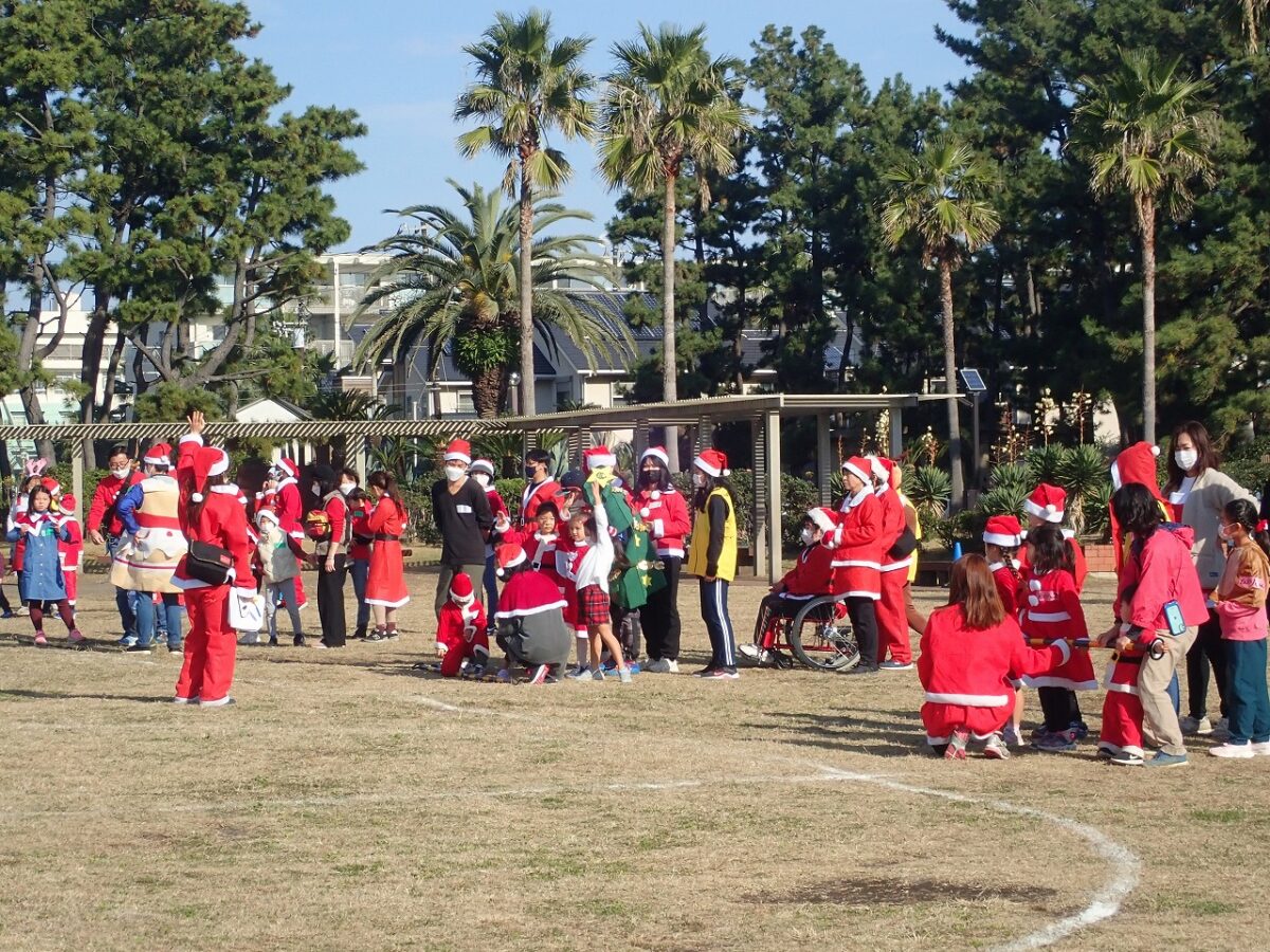 【茅ヶ崎・汐見台】サンタクロース運動会