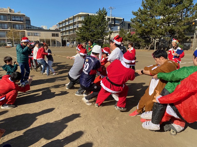 【茅ヶ崎】サンタクロースの格好で参加！「サンタクロース運動会」12/14(日)開催