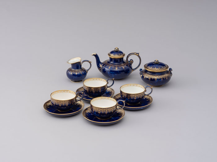 【東京・日本橋】特別展 岐阜県現代陶芸美術館コレクション　ティーカップ・メリーゴーラウンド　ヨーロッパ陶磁にみるモダンデザイン100年(三井記念美術館)