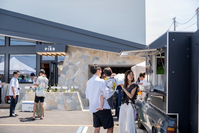 【藤沢】湘南の暮らしがもっと好きになる朝のマーケット「The PIER Market」